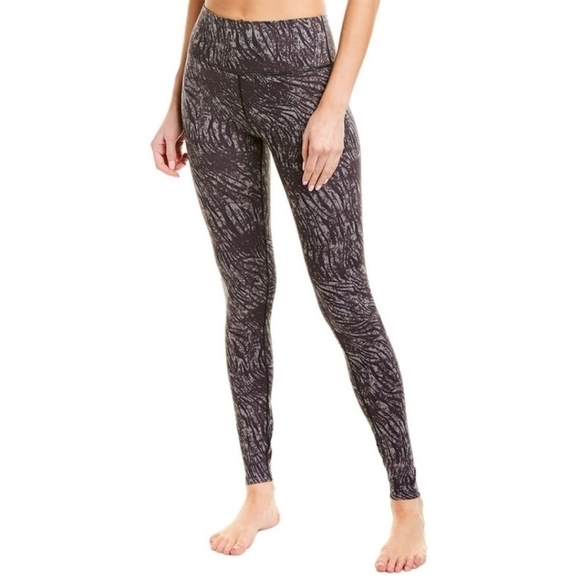 Varley Pants - Varley Gray Tonal Zebra Duncan Leggings